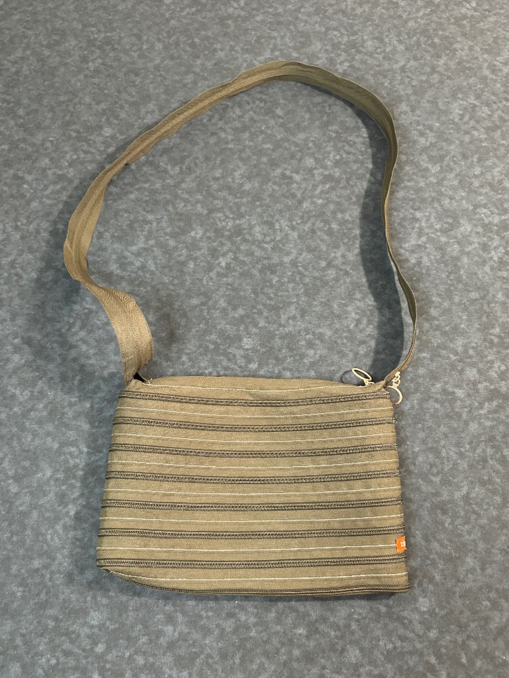 Zip-It Olive Green and Pinkish Cross Body Bag 12in x 8in
